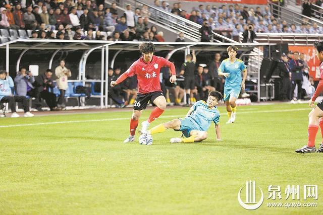 开云官方直播-2026年泉州市首届“迎春杯”足球联赛落幕 南安队夺冠